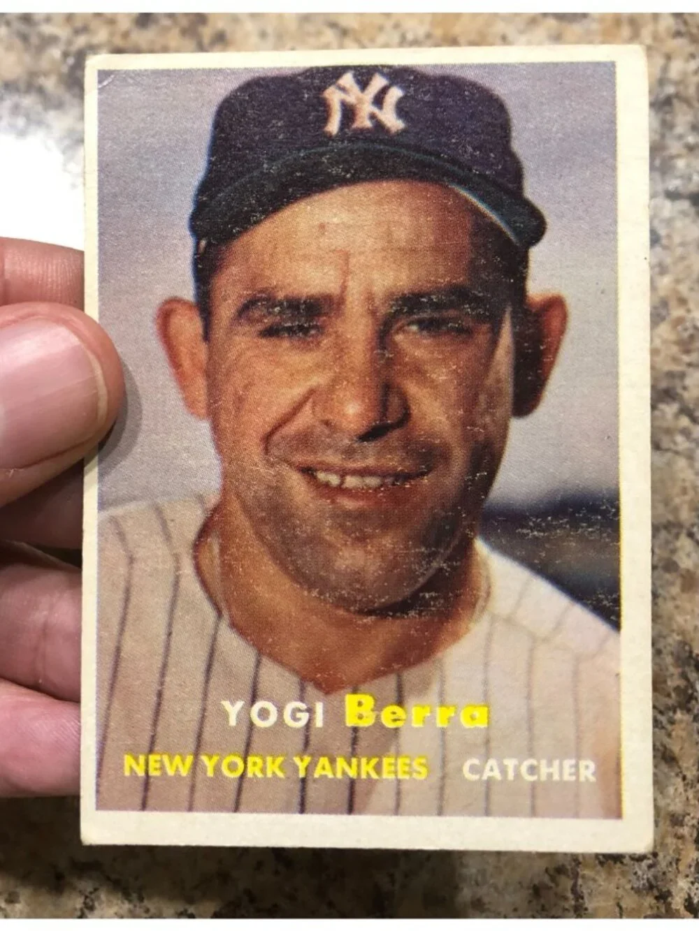 1957 Topps Yogi Berra #2 Low Grade but Nice Looking Card - Picture 3 of 6